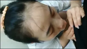 Em gái quảng nam lén lút liếm mút cho bạn trai trong phòng tắm